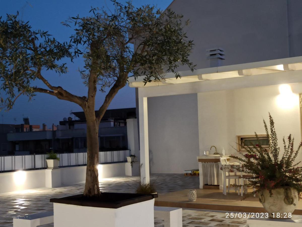 Pietra Di Luna Relaxing Private Terrace Полиньяно-а-Маре Экстерьер фото